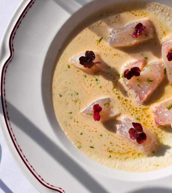 Plated ceviche at La Vieille Fontaine restaurant in Maisons-Laffitte